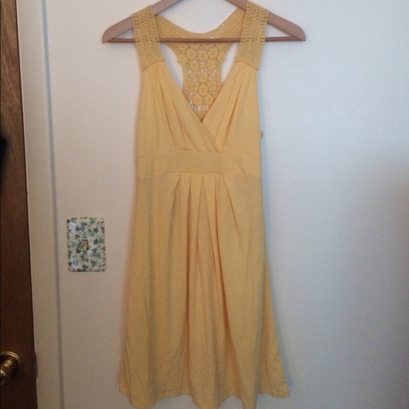 Charlotte Russe Dresses & Skirts - Adorable yellow sundress