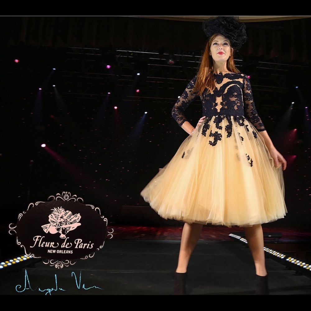 A Fleur De Paris AUTHENTIC CUSTOM Derby Fascinator