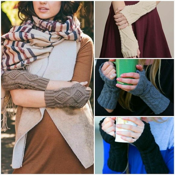 Diamond Knit Hand Warmers - Gray - Picture 4 of 5