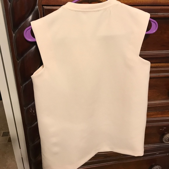 Top - Picture 3 of 3