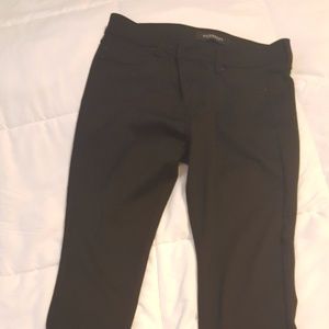 Black skinny pants