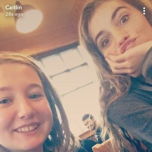 Meet your Posher, Caitlin