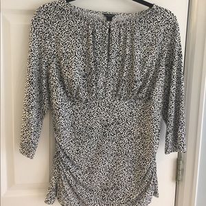 Ann Taylor keyhole fitted top, sz Large, perfect