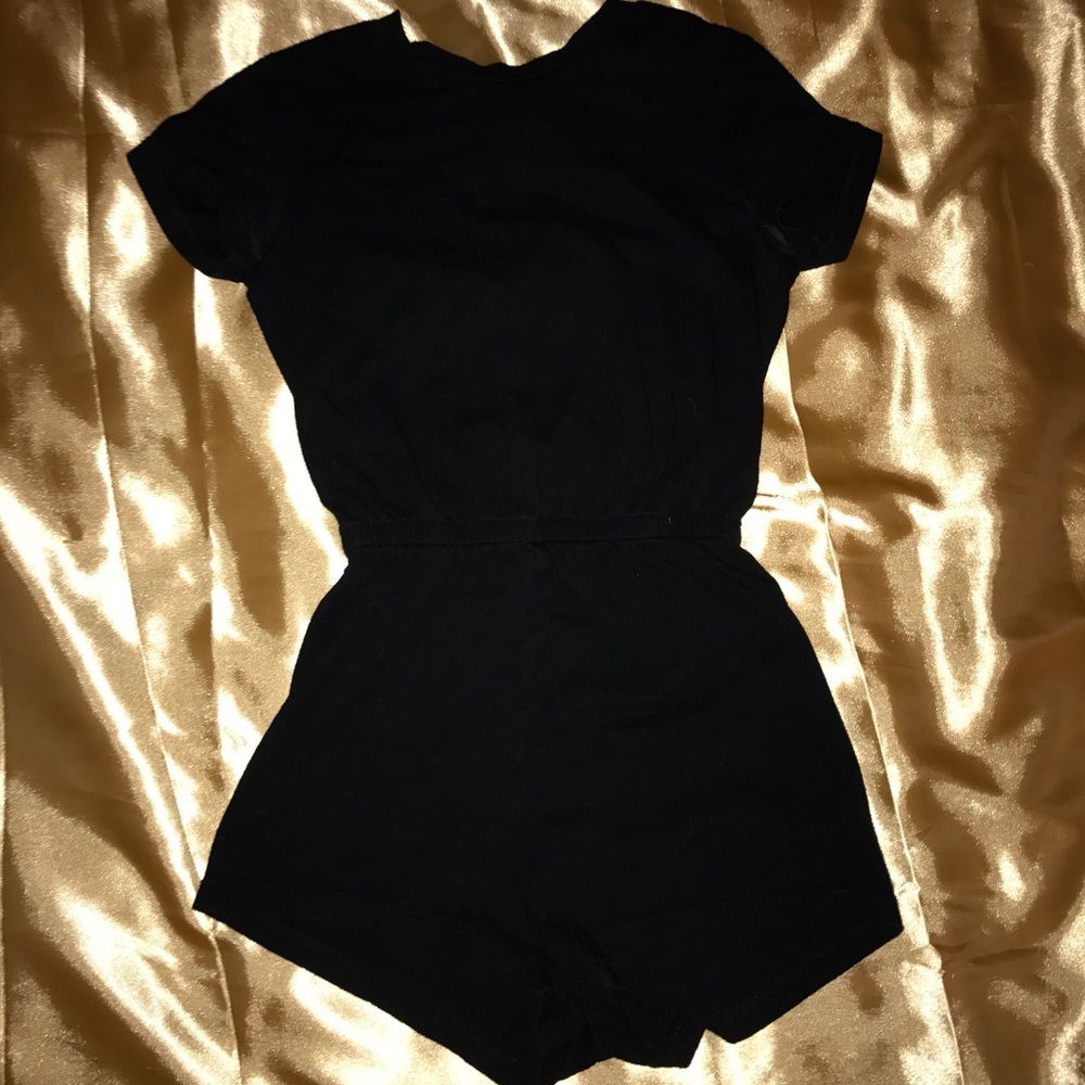 Black cotton romper