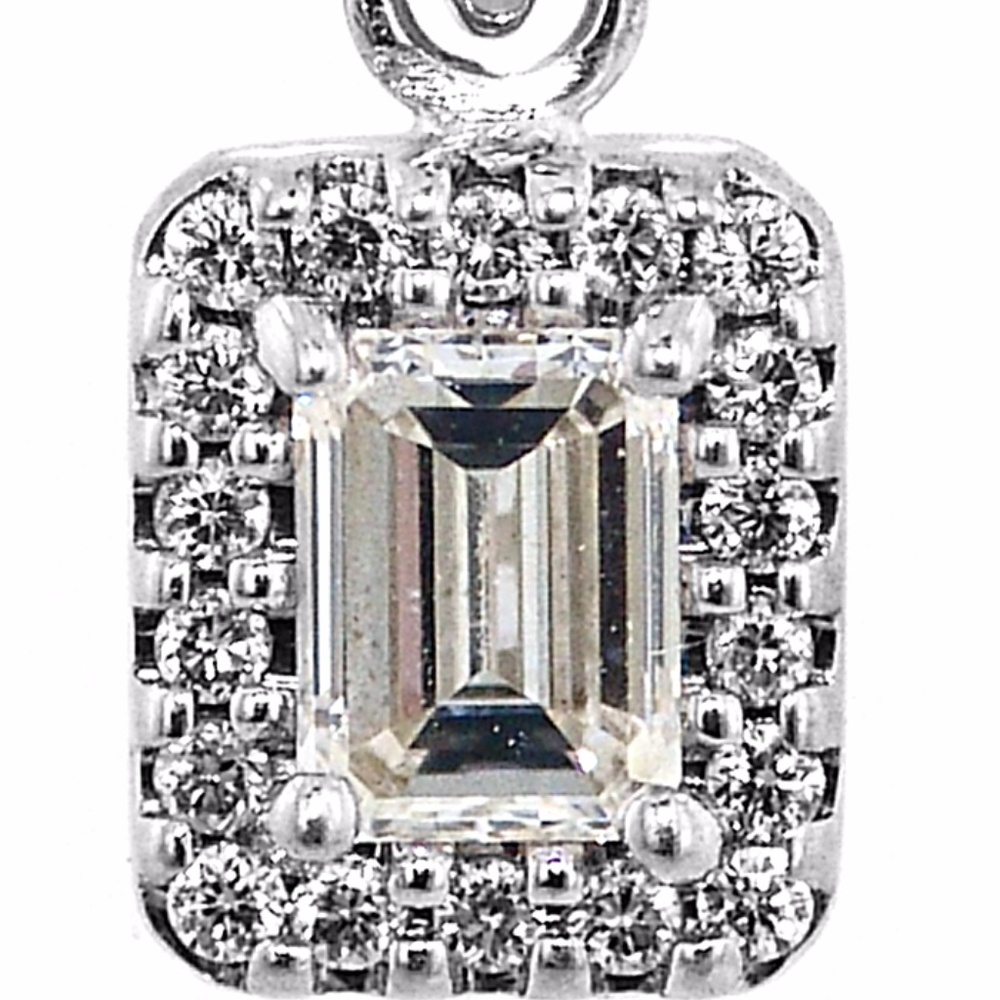 Diamond Pendant 18k WHite Gold .30TCW  GORGEOUS!!!