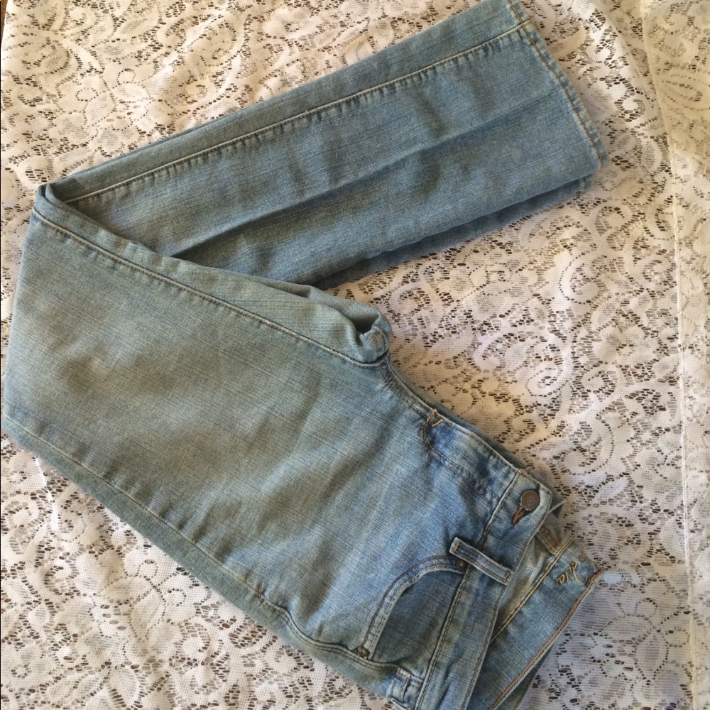 Old Navy "The Diva" Bootcut Jean, light wash