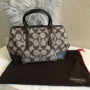 Authentic Coach Purse 👜