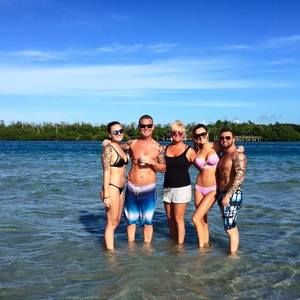 Meet your Posher, Tia