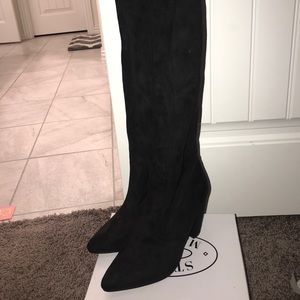 Steve Madden suede long boot