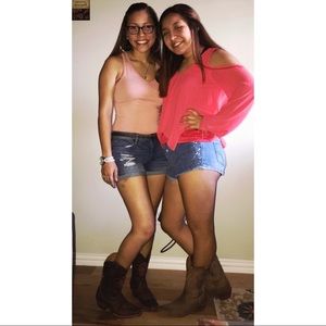 Meet your Posher, Brisa