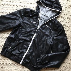 🔹 Men: Black Jacket 🔹