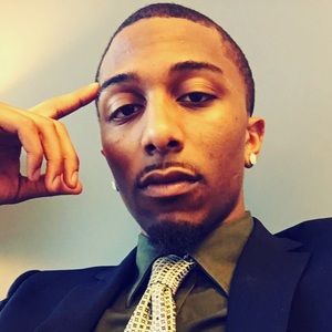 Meet your Posher, Aaron
