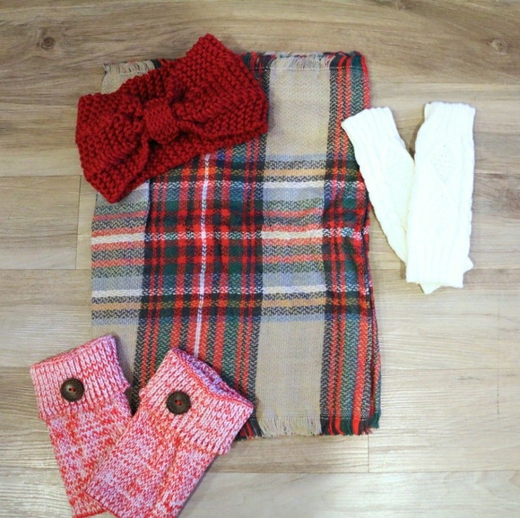 2 Tone Boot Cuffs- Red - Picture 4 of 5