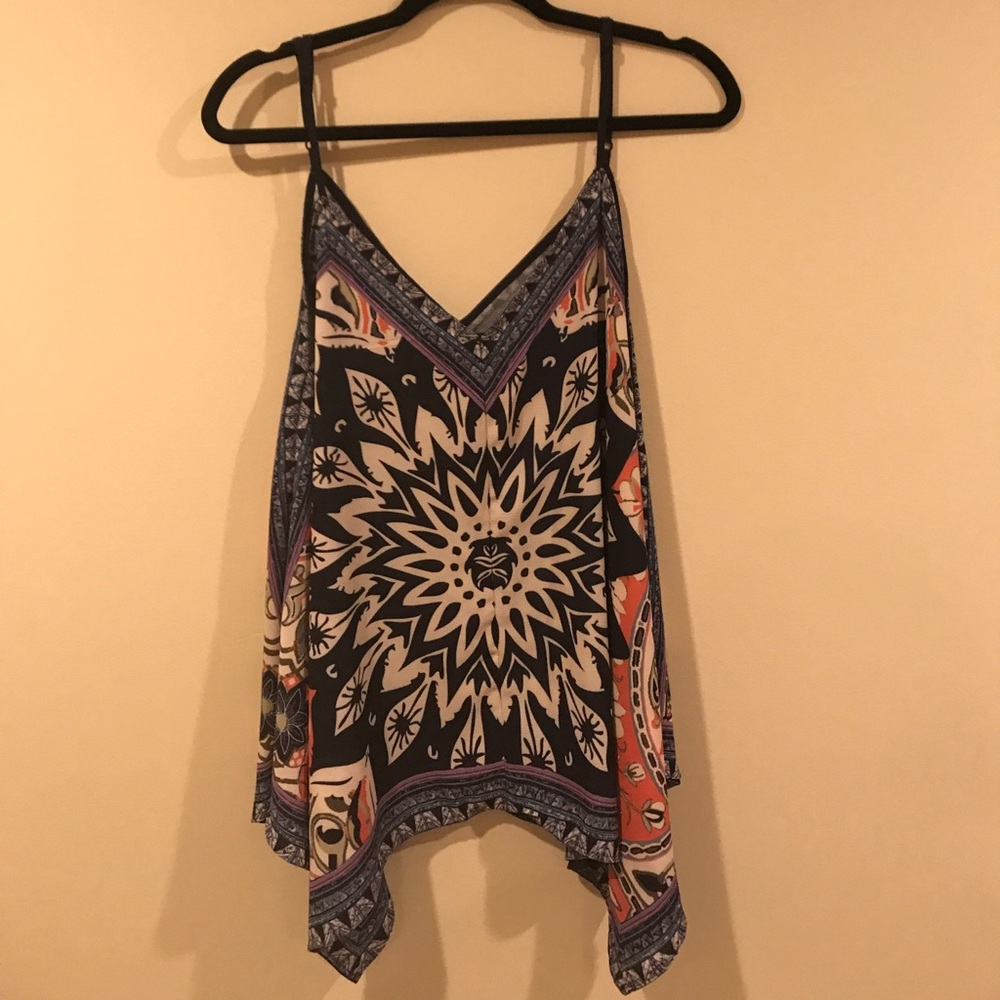 Flowy Tank