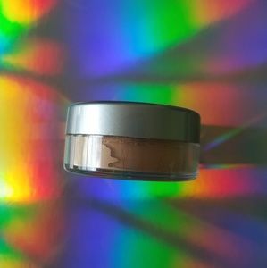 Cover FX deluxe size loose highlighter