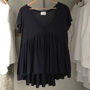 EUC // Anthropologie peplum v neck shirt