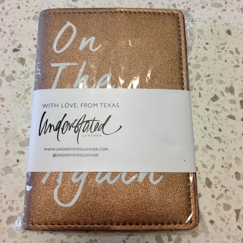 BNWT Passport and Luggage ID