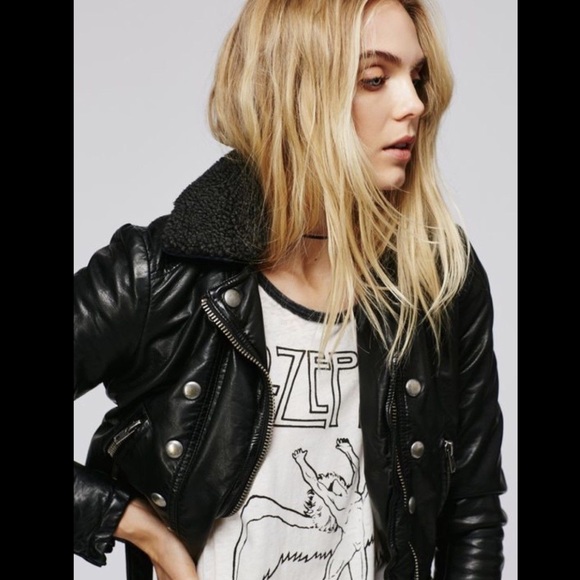 Free People Remove Faux Fur Collar Belted Moto S - Picture 2 of 8