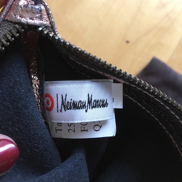 Marc Jacobs rose gold metallic clutch - Picture 4 of 4