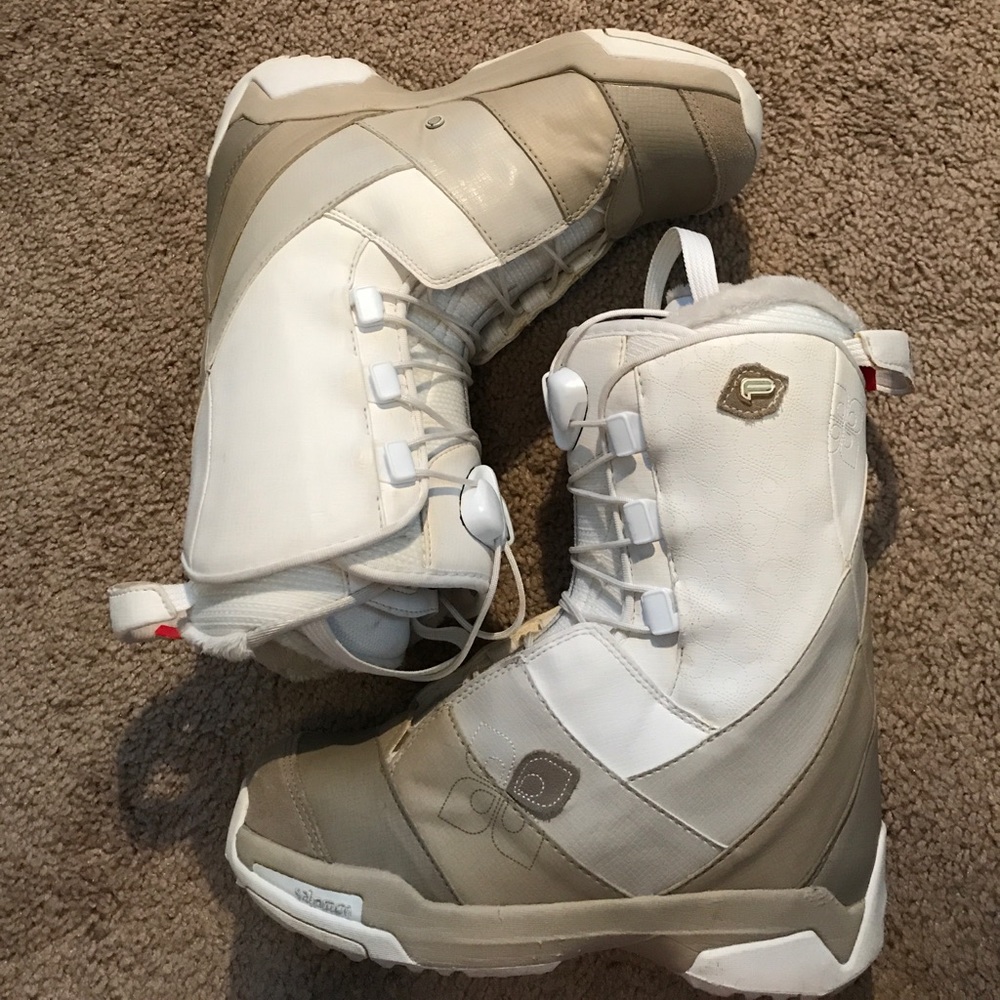 Salomon F22 Snowboard Boots- Womens