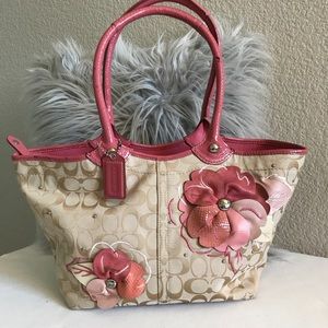 Coach Bleecker Floral Signature Appliqué tote