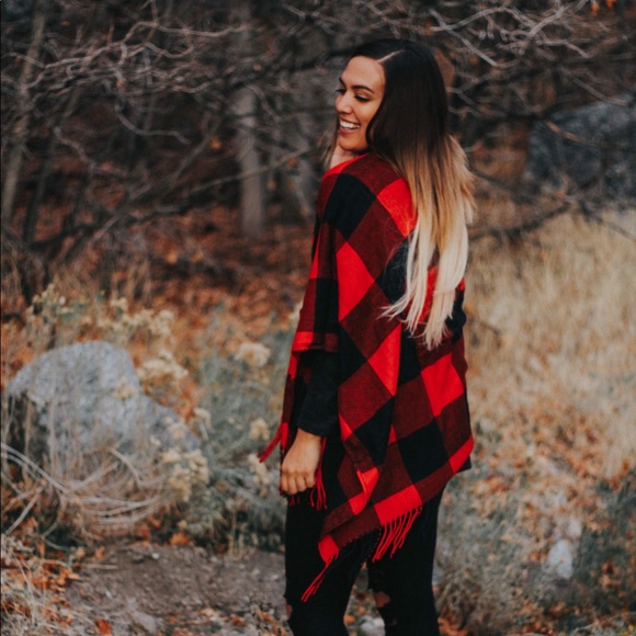 LAST ONE! Plaid Poncho Red/Black - Picture 3 of 8