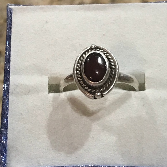 Vintage red stone sterling silver ring - Picture 1 of 5