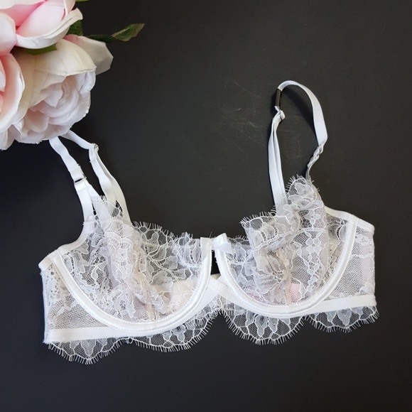 Victoria's Secret Other - New! Victoria's Secret unlined bra 32d