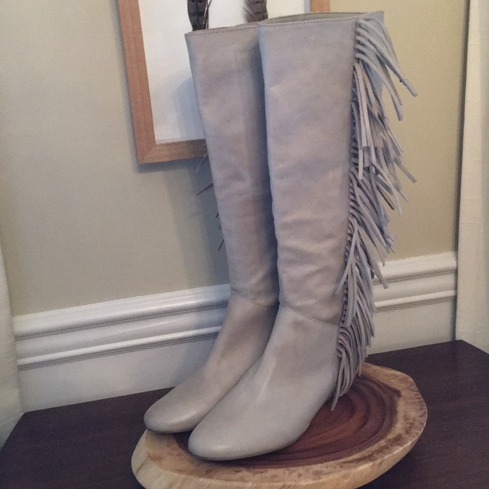 Steve Madden SHAKE IT fringe boots - Fabulous!