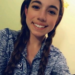 Meet your Posher, Natalie