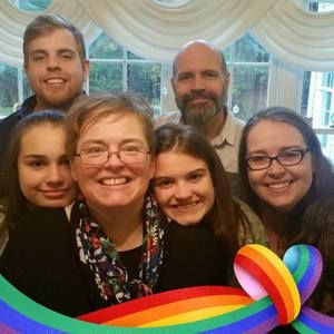 Meet your Posher, Connie