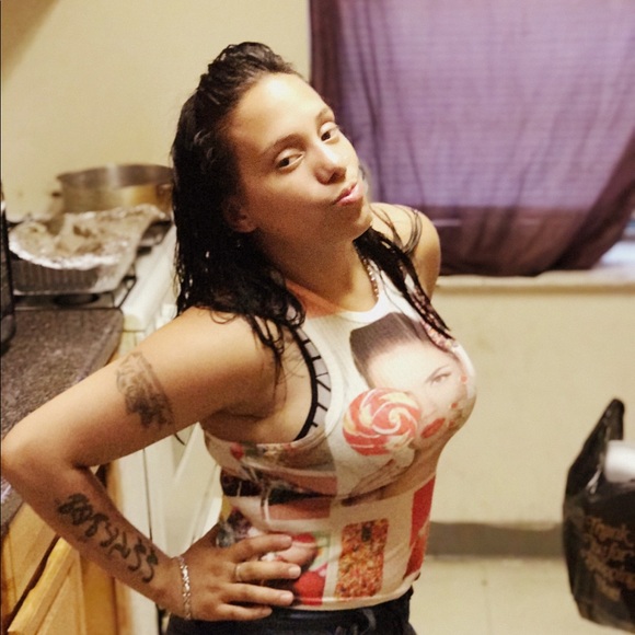 Meet your Posher, Bianca - Picture 1 of 1