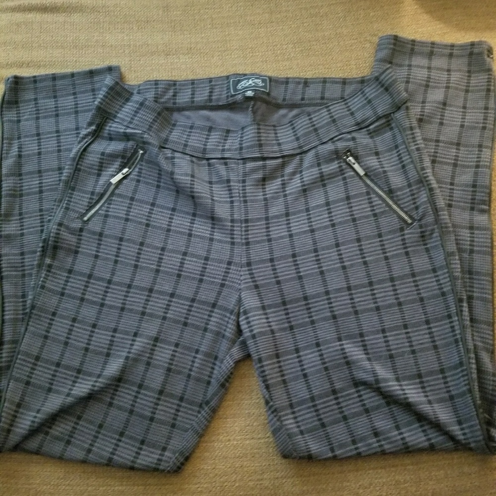 Woman's Dress pants