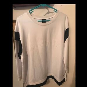 NWOT Zobha Athletic Shirt sz large