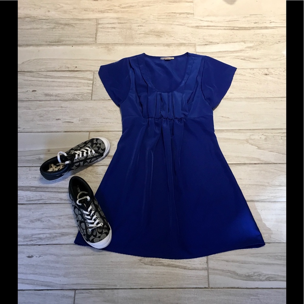 FOUR STARS🌈🌺Adorable Dress! NWOT!