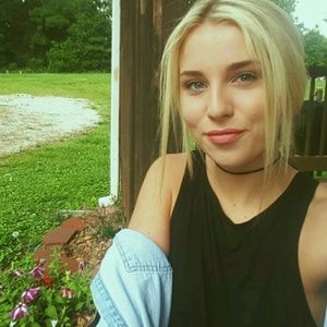 Meet your Posher, Allie