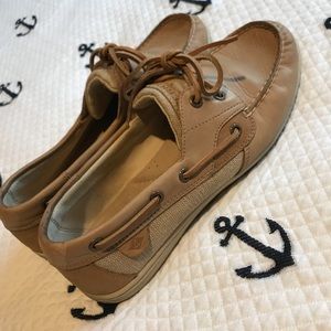 Sperry Size 9