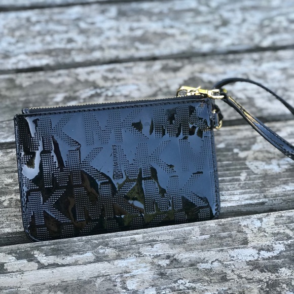 Michael Kors Coin Purse + 2 bonus purses - Picture 3 of 7