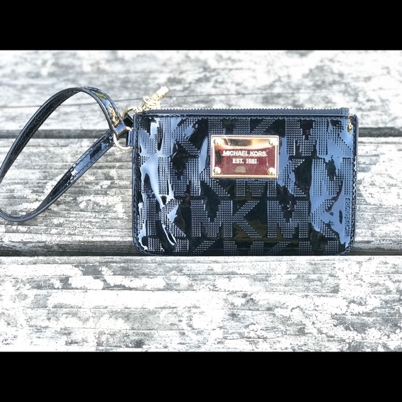 Michael Kors Coin Purse + 2 bonus purses - Picture 5 of 7