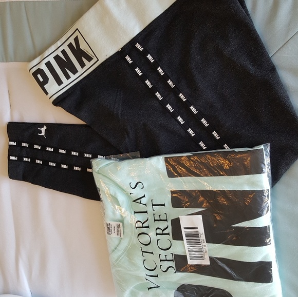 SOLD- VS PINK Set Sz M/L - Picture 2 of 4