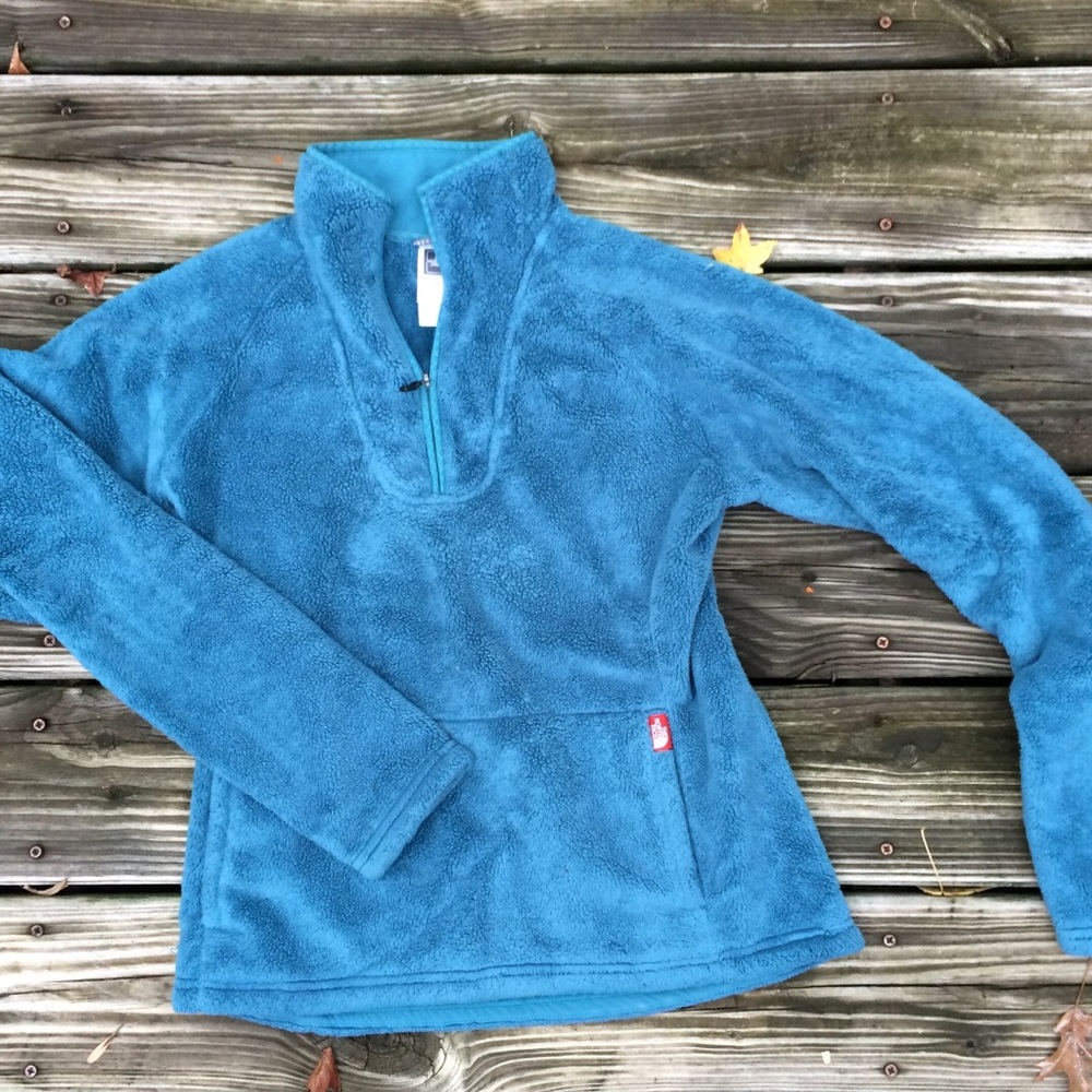 North Face fuzzy fleece pullover
