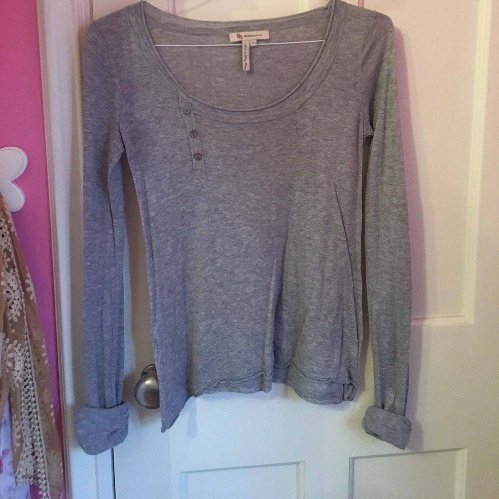 BCBG generation size small. Gray longsleeve.
