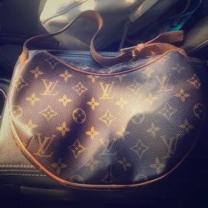 Half Moon Louis Vuitton Authentic bag