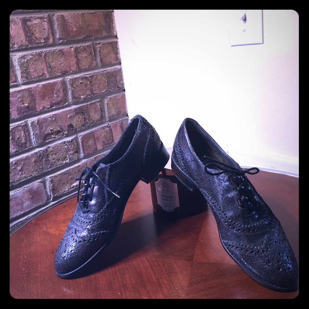 Stuart Weitzman Schoolboy Pewter Oxfords Sz 6 $435