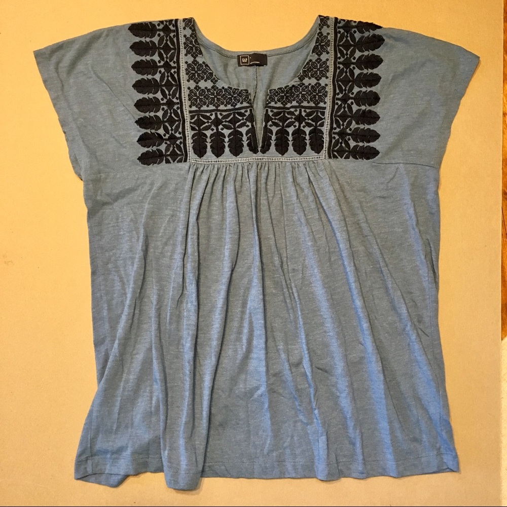 GAP Embroidered Top