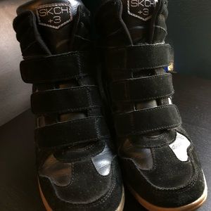 Skechers +3 hidden wedge heel sneaker