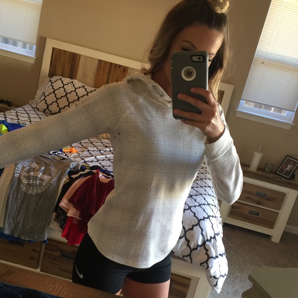 Nike long sleeve hoodie