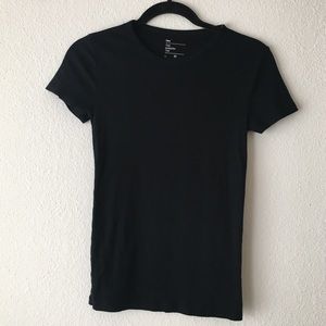 GAP - The Modern Crew Tee: Black