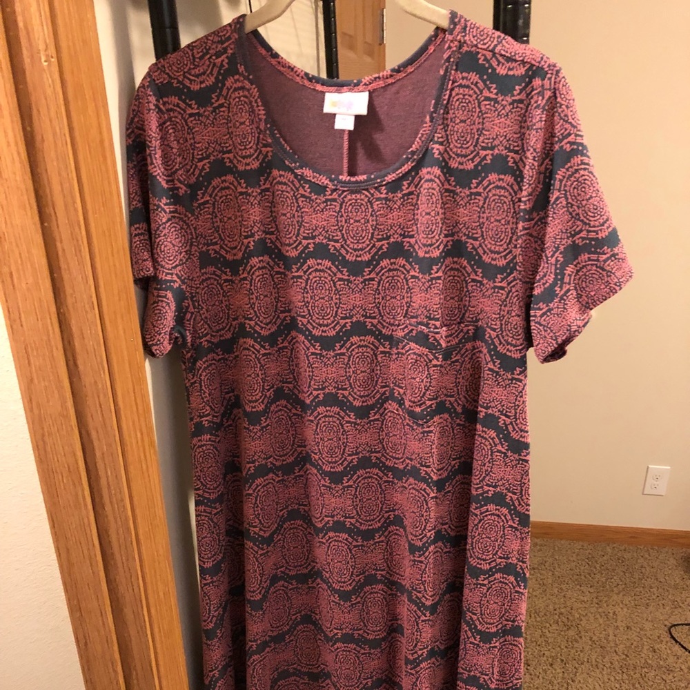 LuLaRoe Medium Carly