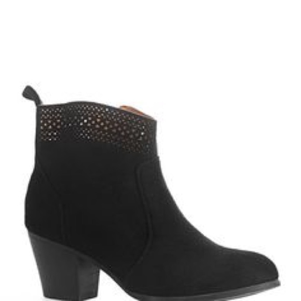 Western Ankle Bootie WIDE